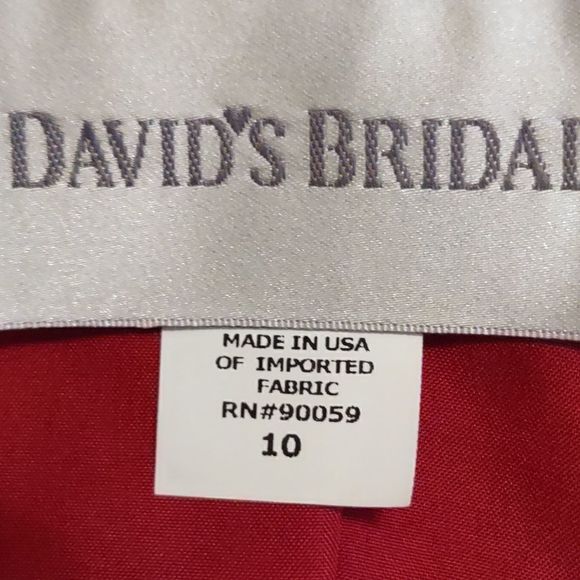 David's Bridal Women's size 10 red halter formal dress gathered bodice - Picture 6 of 7